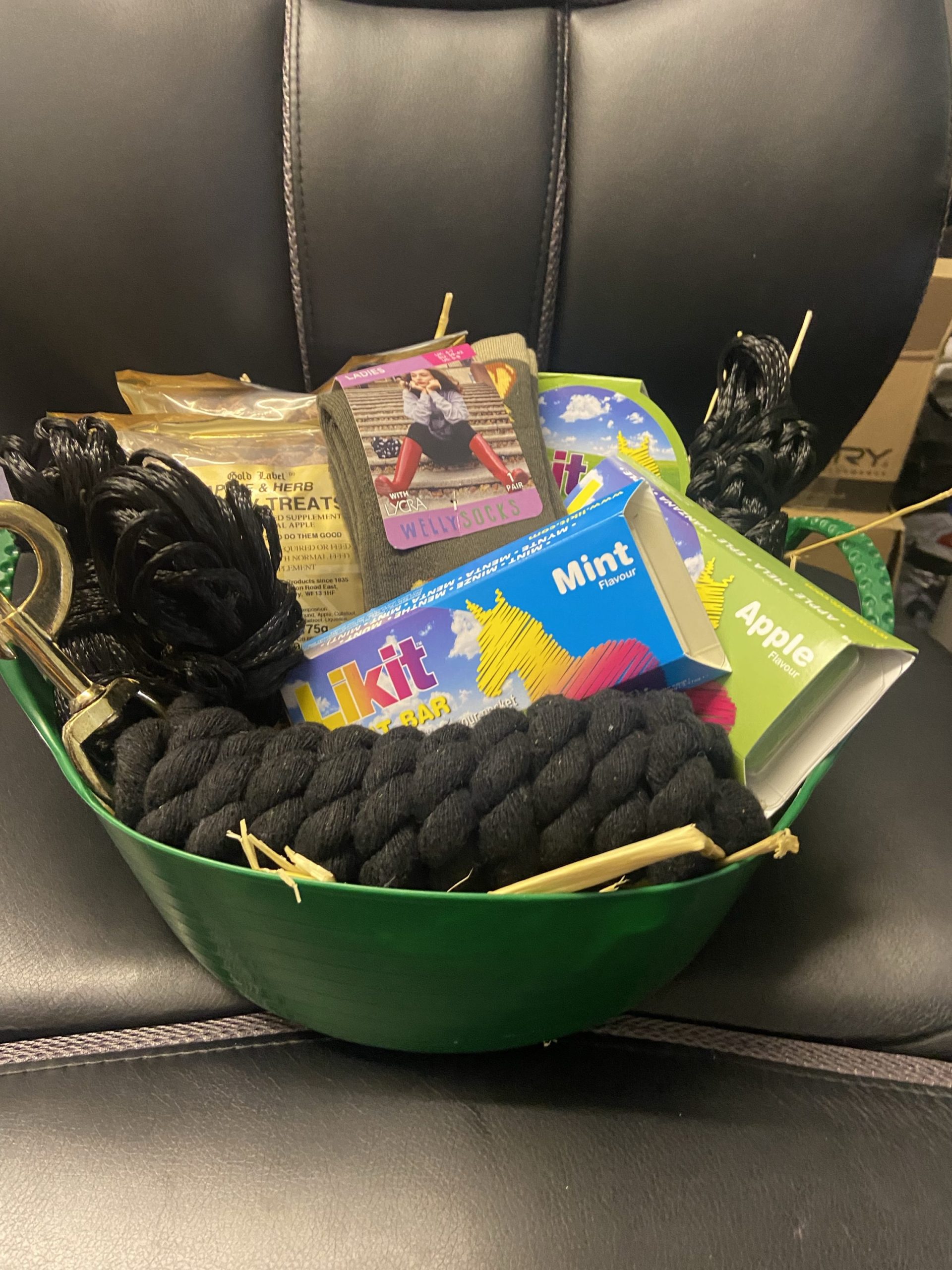 Gift Hamper – Bucket - Image 7