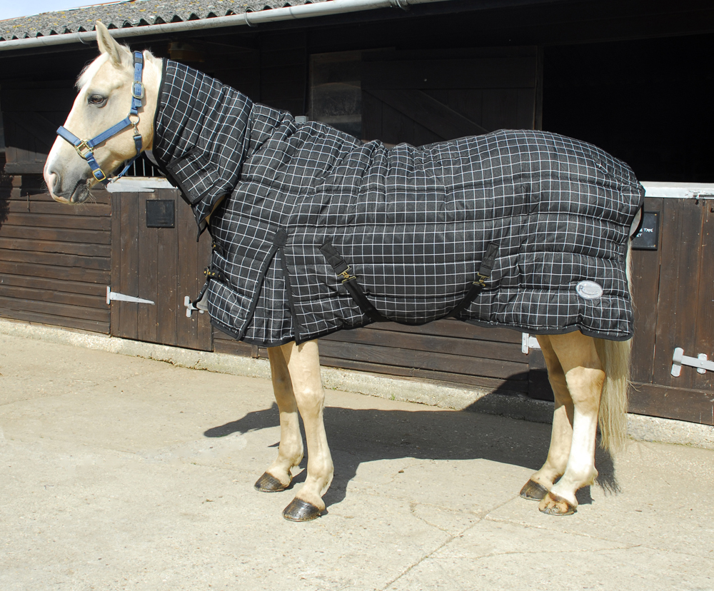 Rhinegold 350g ‘Mega’ Combo Stable Quilted Rug 5'6 to 7'0
