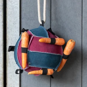 Hy Equestrian Stable Toys