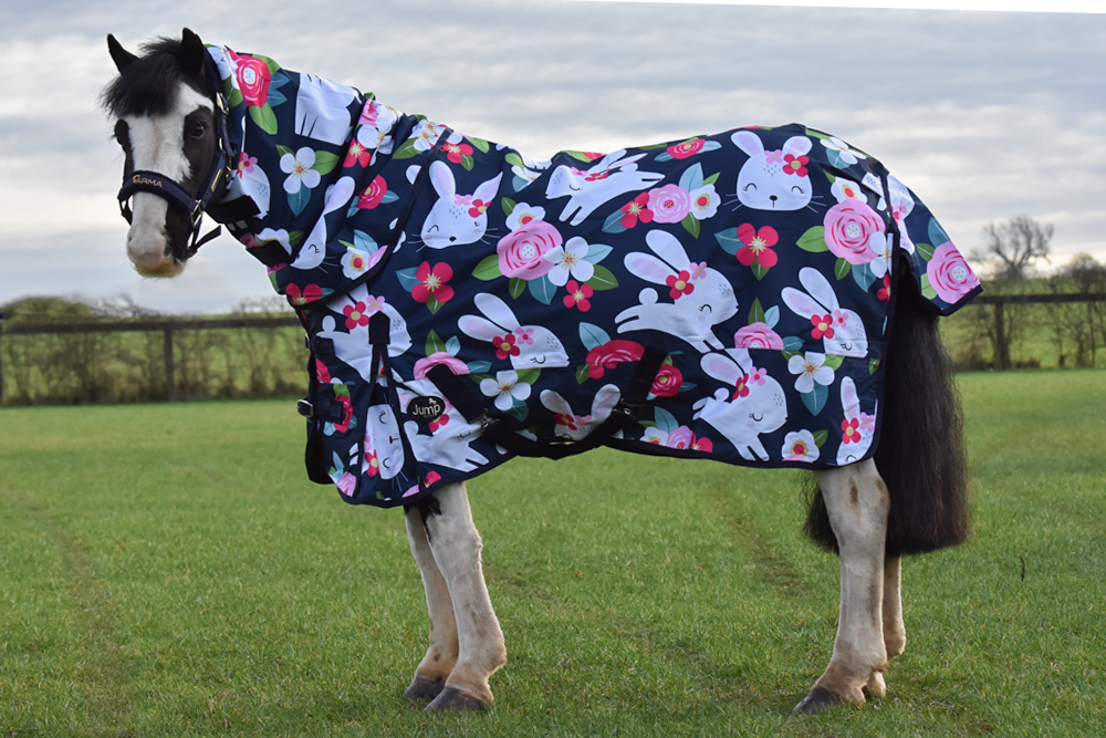 Jump Mini Bunny No Fill 0g Turnout Detachable Neck 3'9 & 4'3 - Image 2
