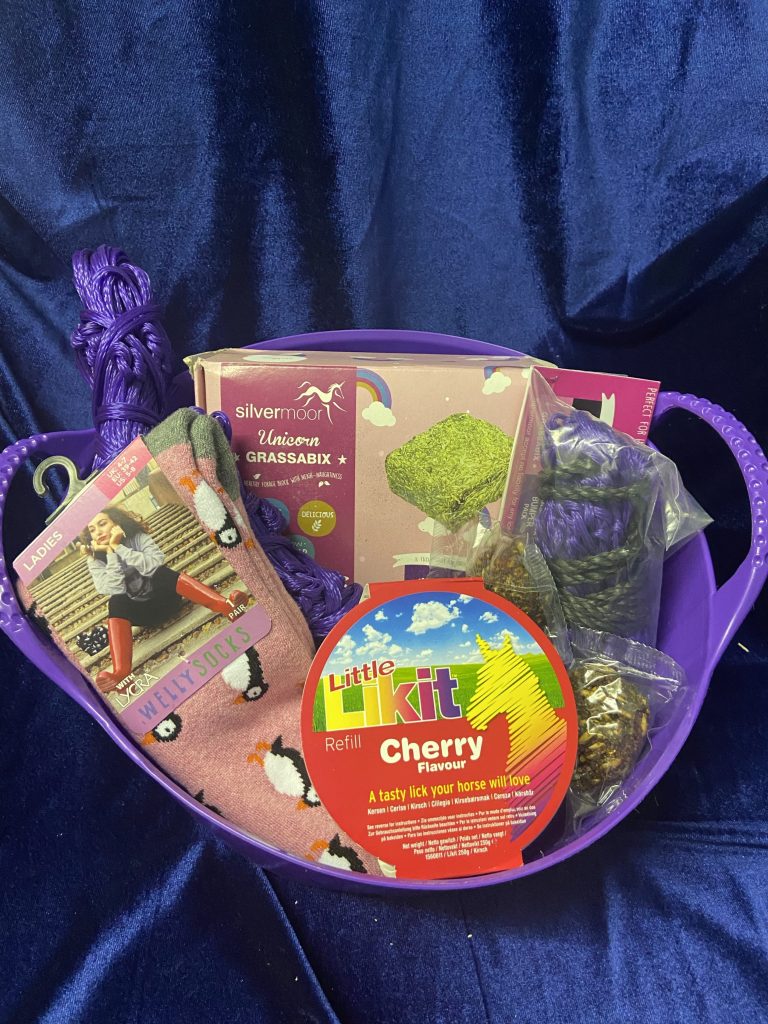 Gift Hamper – Bucket