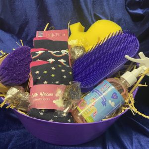 Purple Gift Hamper – Bucket