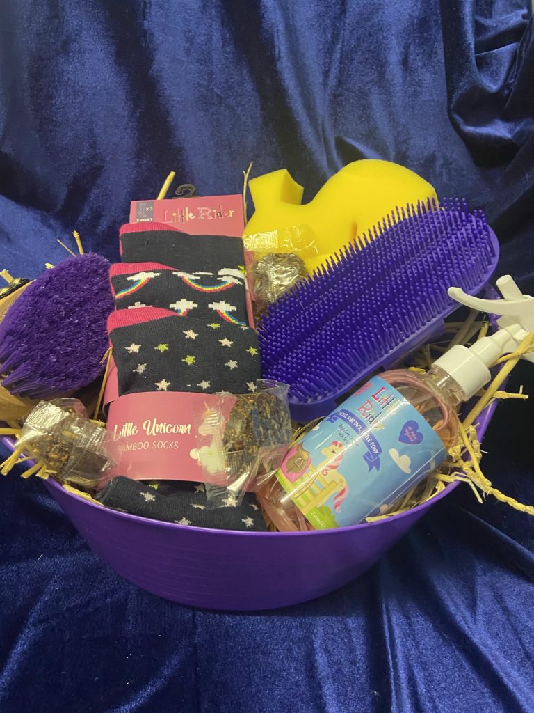 Purple Gift Hamper – Bucket