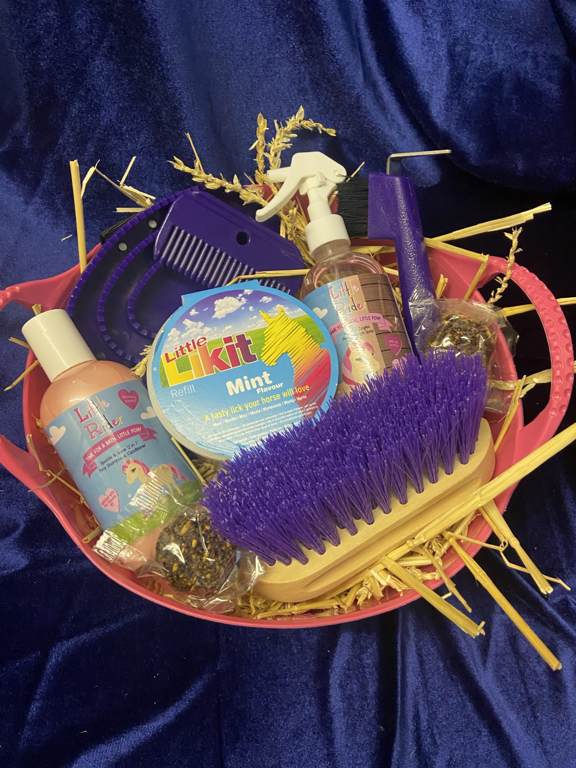 Pink Gift Hamper – Bucket - Image 7