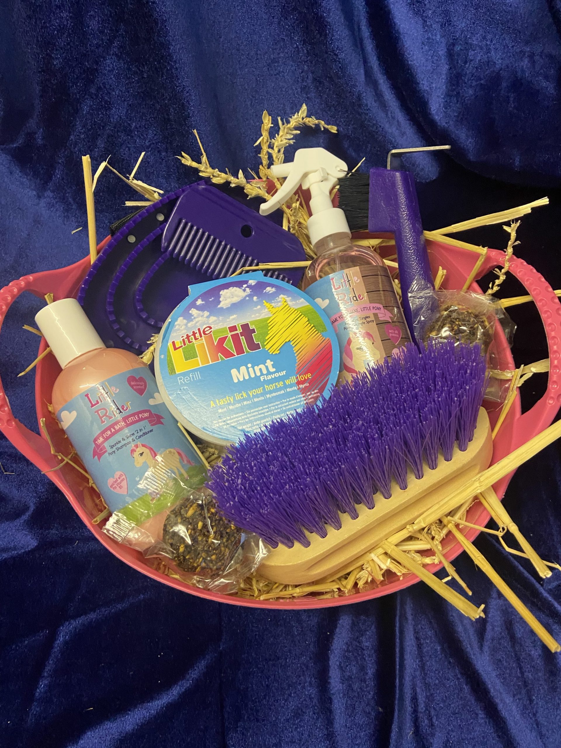 Pink Gift Hamper – Bucket - Image 6