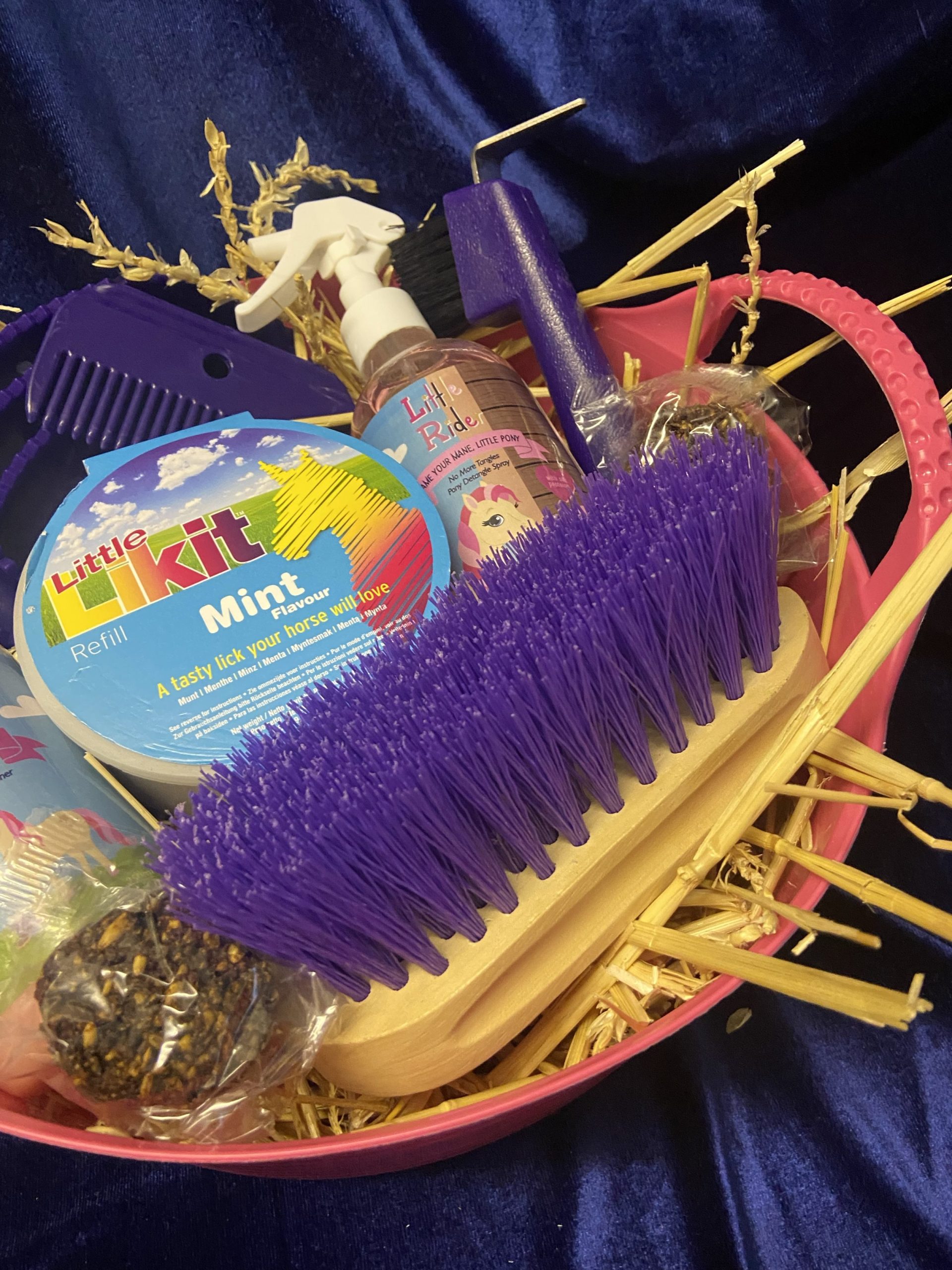 Pink Gift Hamper – Bucket - Image 3
